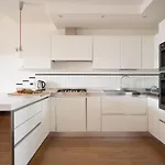 Gimber Lofts By Klodge Apartman